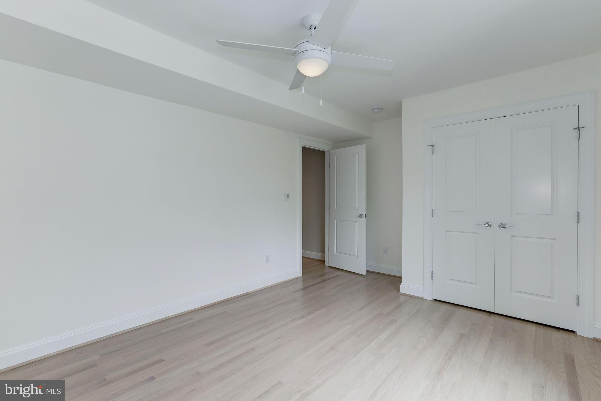 ROLLINGWOOD - Residential