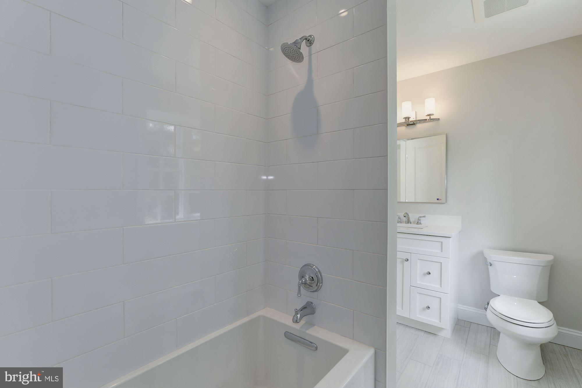 ROLLINGWOOD - Residential