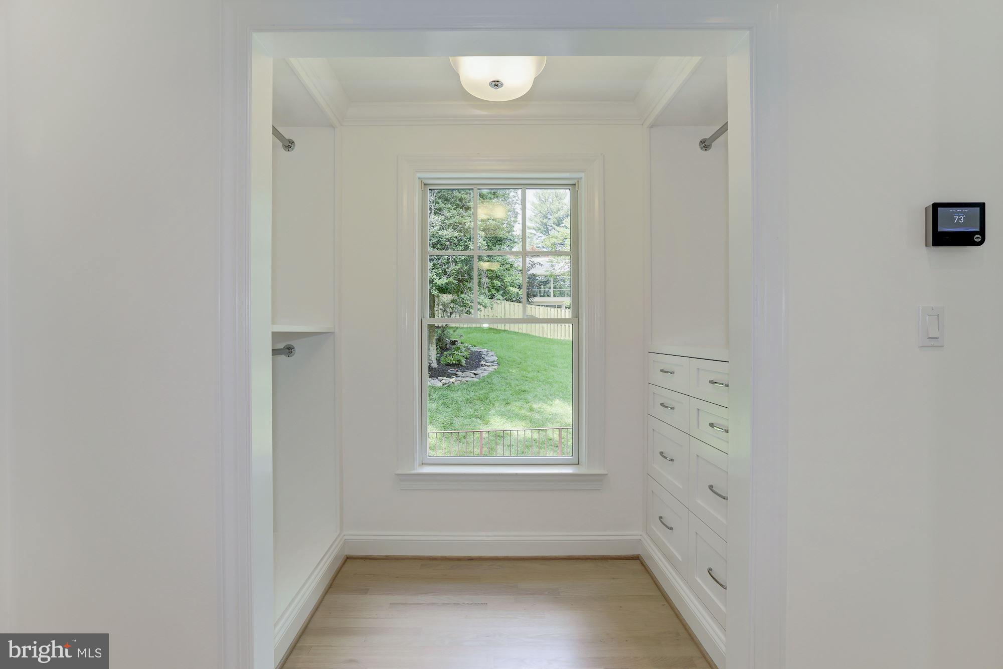 ROLLINGWOOD - Residential