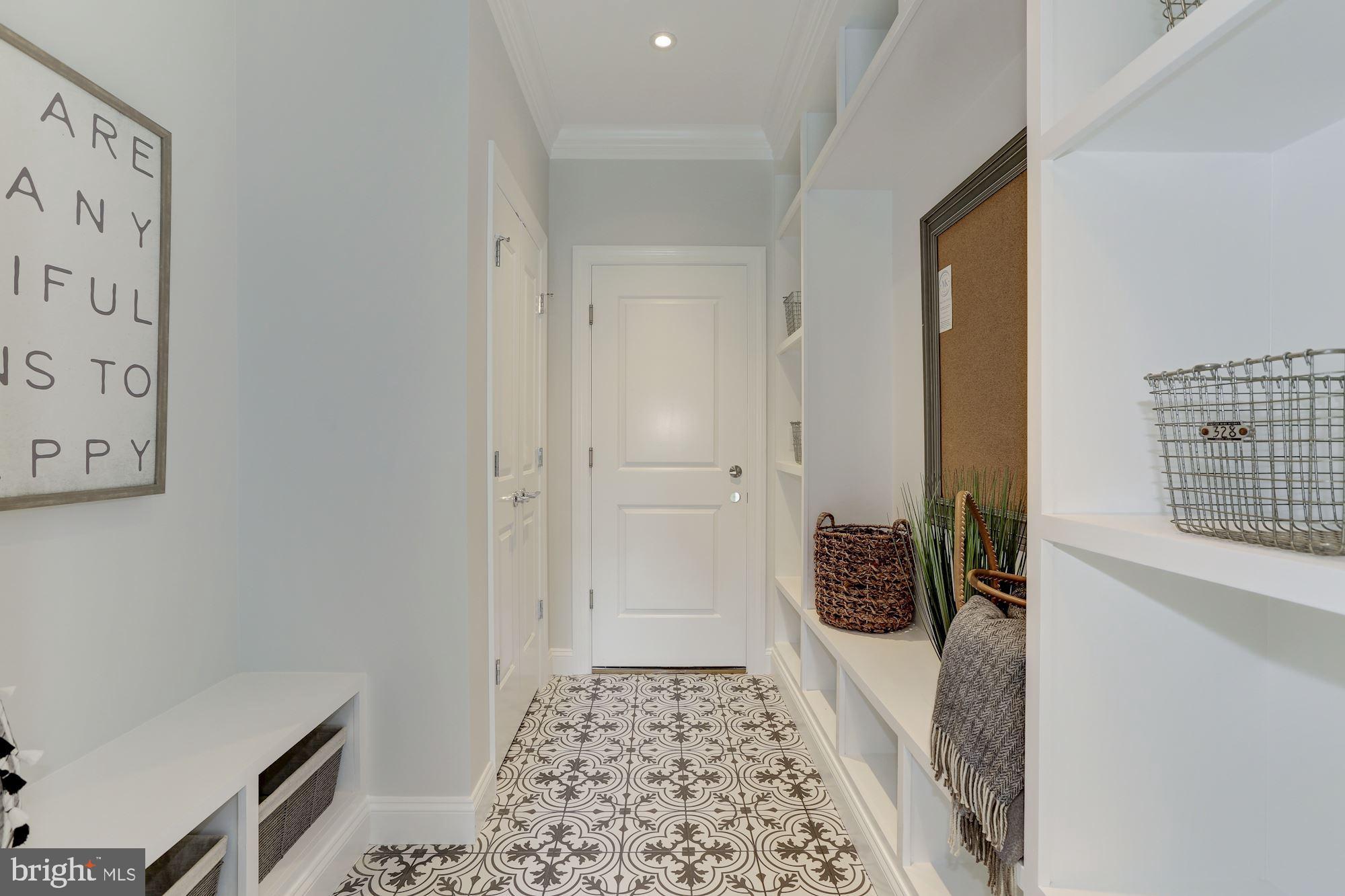 ROLLINGWOOD - Residential