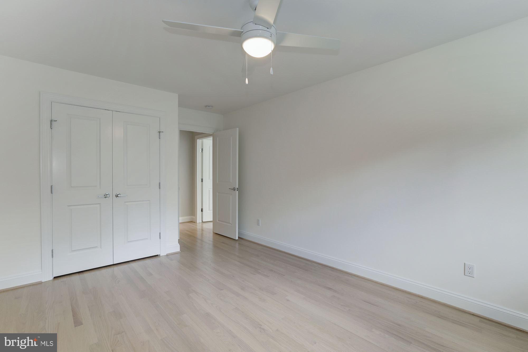 ROLLINGWOOD - Residential