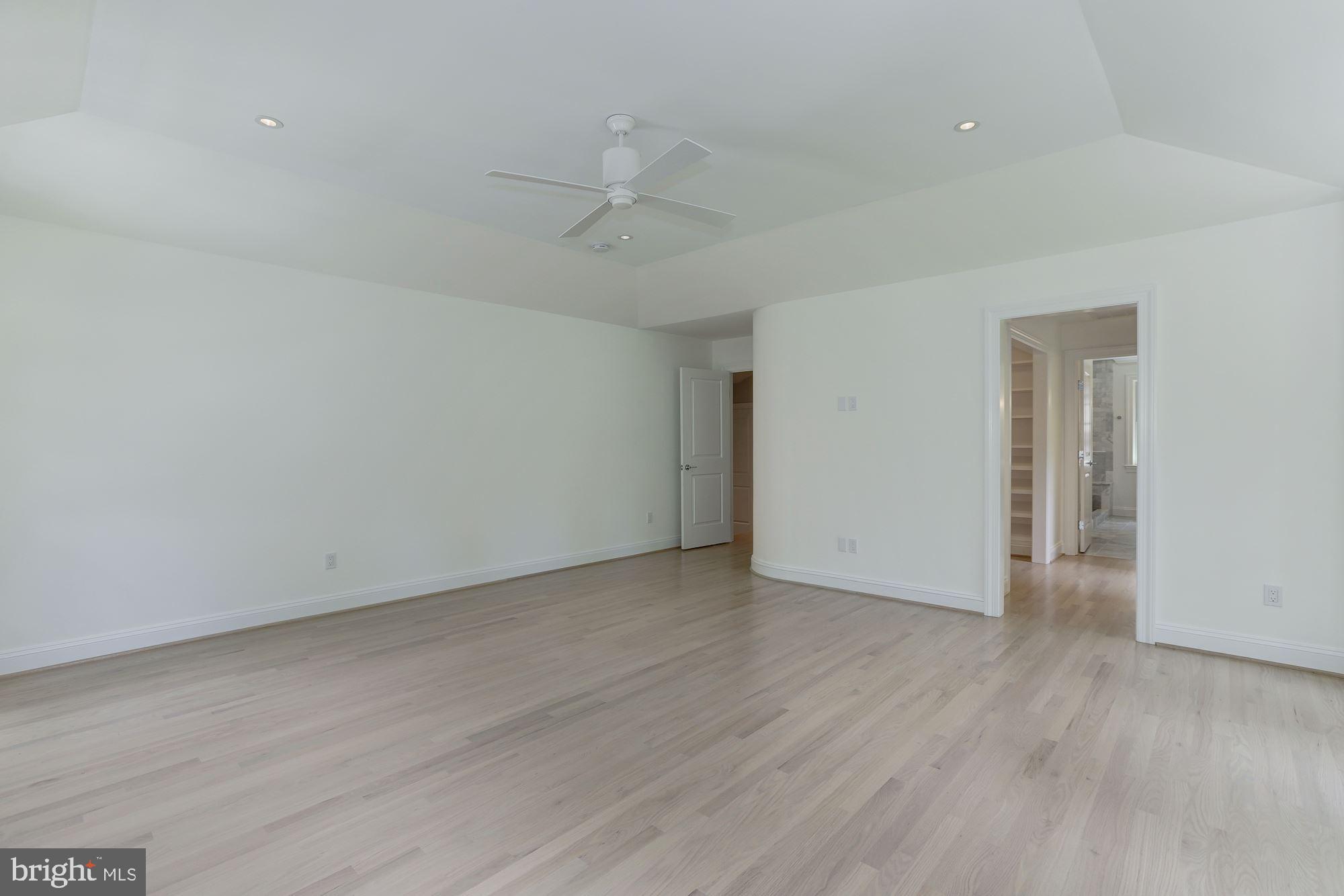 ROLLINGWOOD - Residential