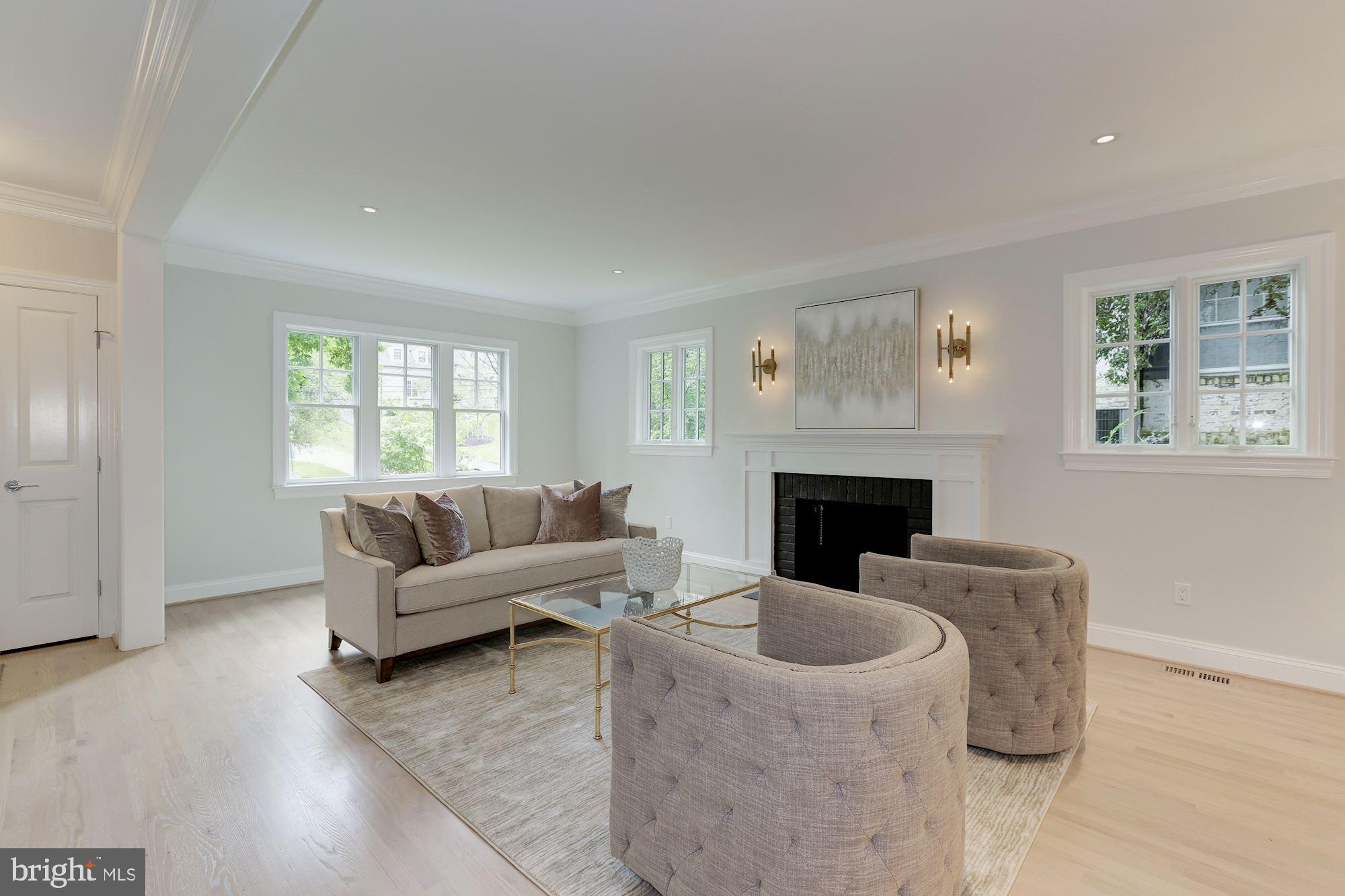 ROLLINGWOOD - Residential