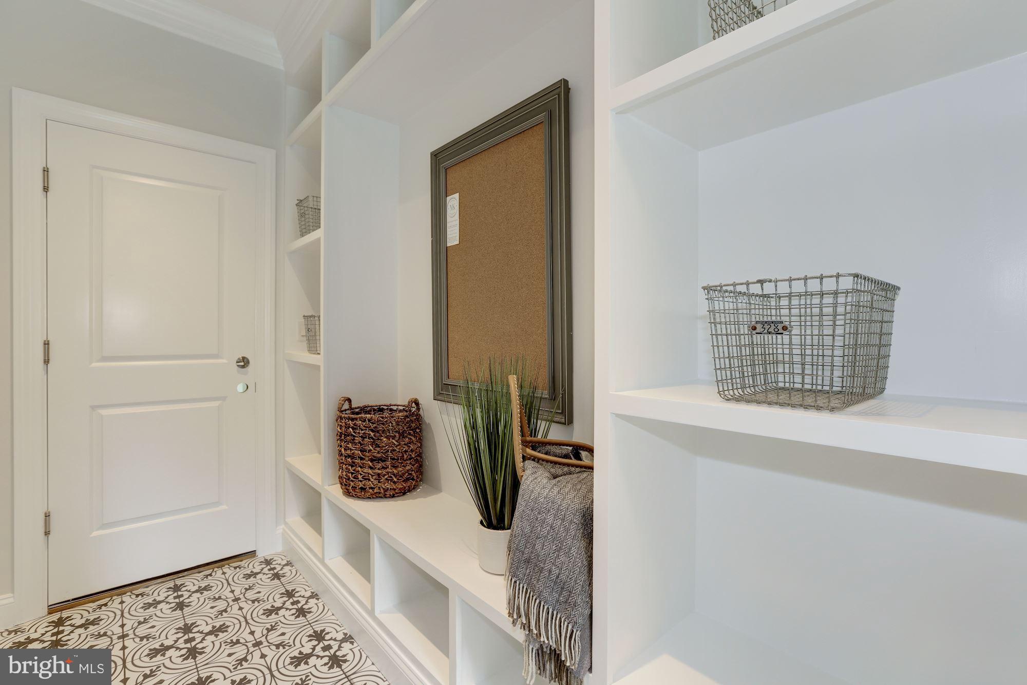 ROLLINGWOOD - Residential