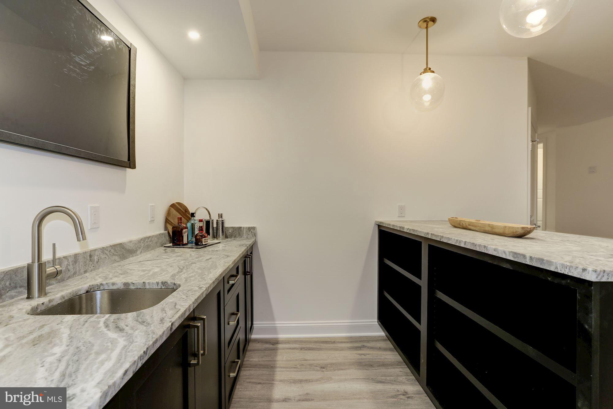 ROLLINGWOOD - Residential