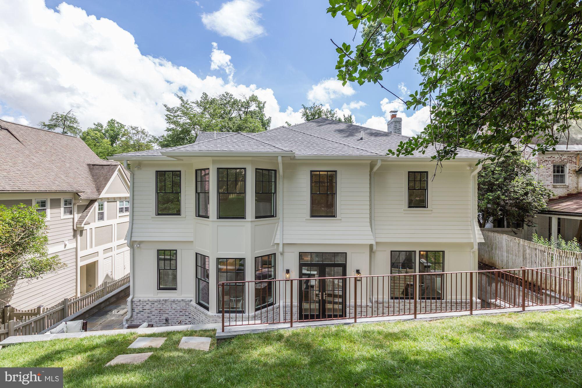 ROLLINGWOOD - Residential