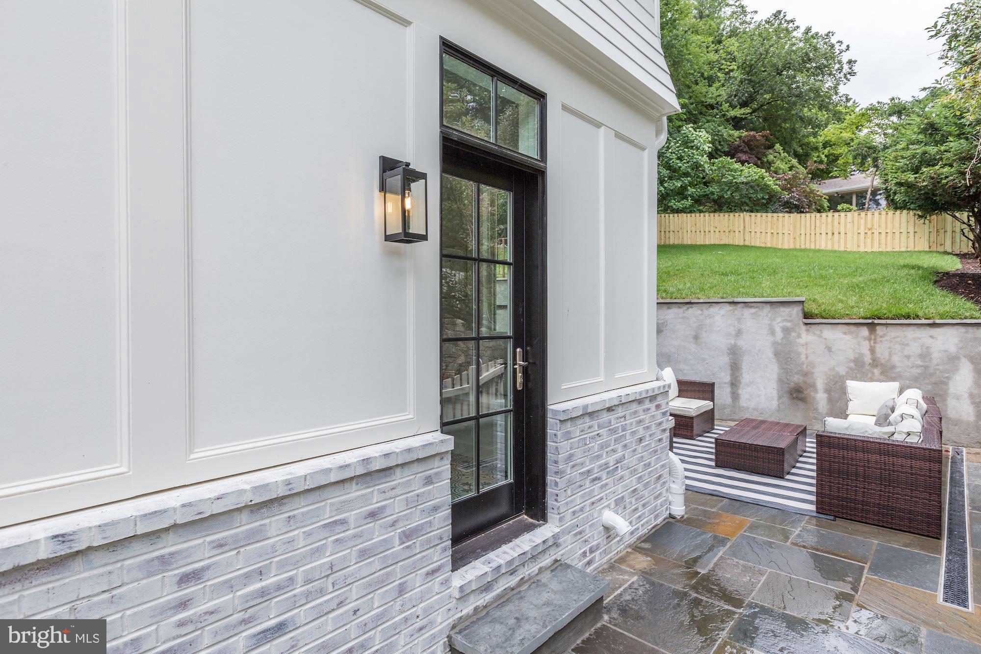 ROLLINGWOOD - Residential