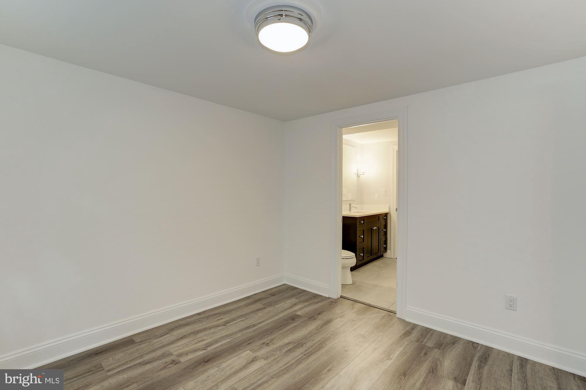 ROLLINGWOOD - Residential