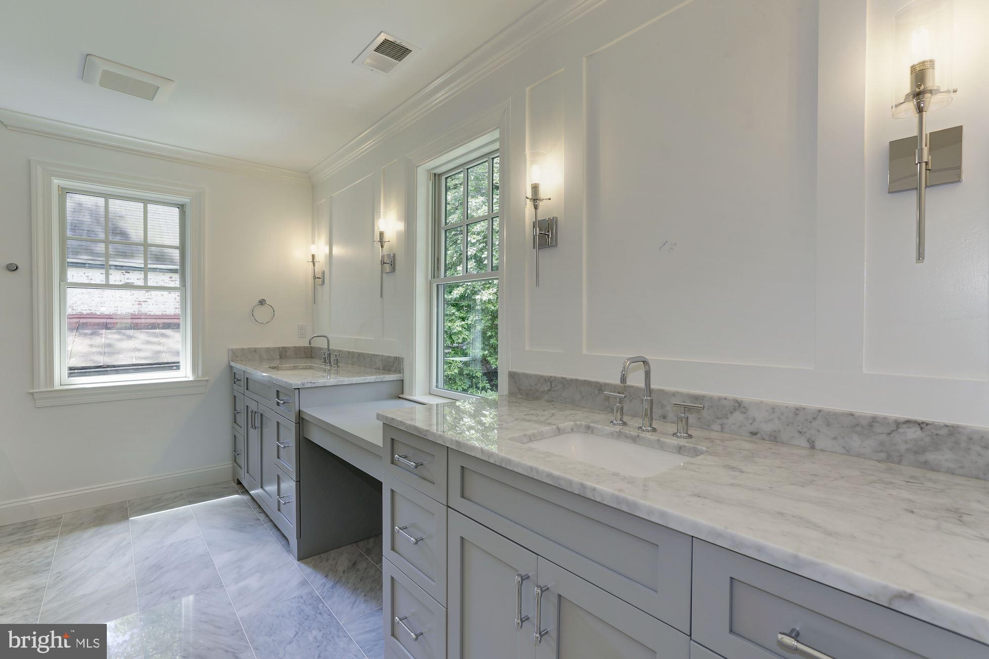 ROLLINGWOOD - Residential