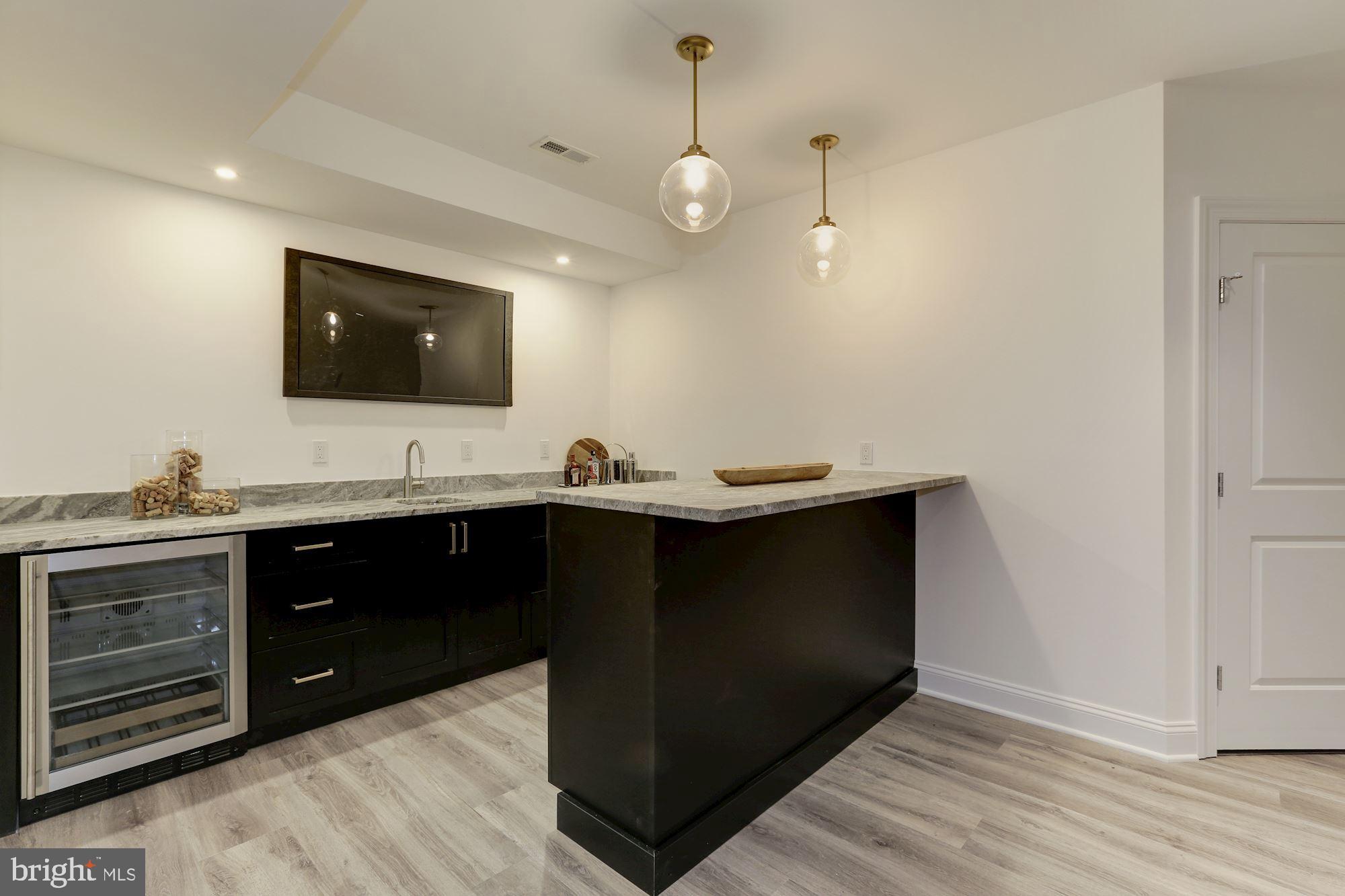 ROLLINGWOOD - Residential