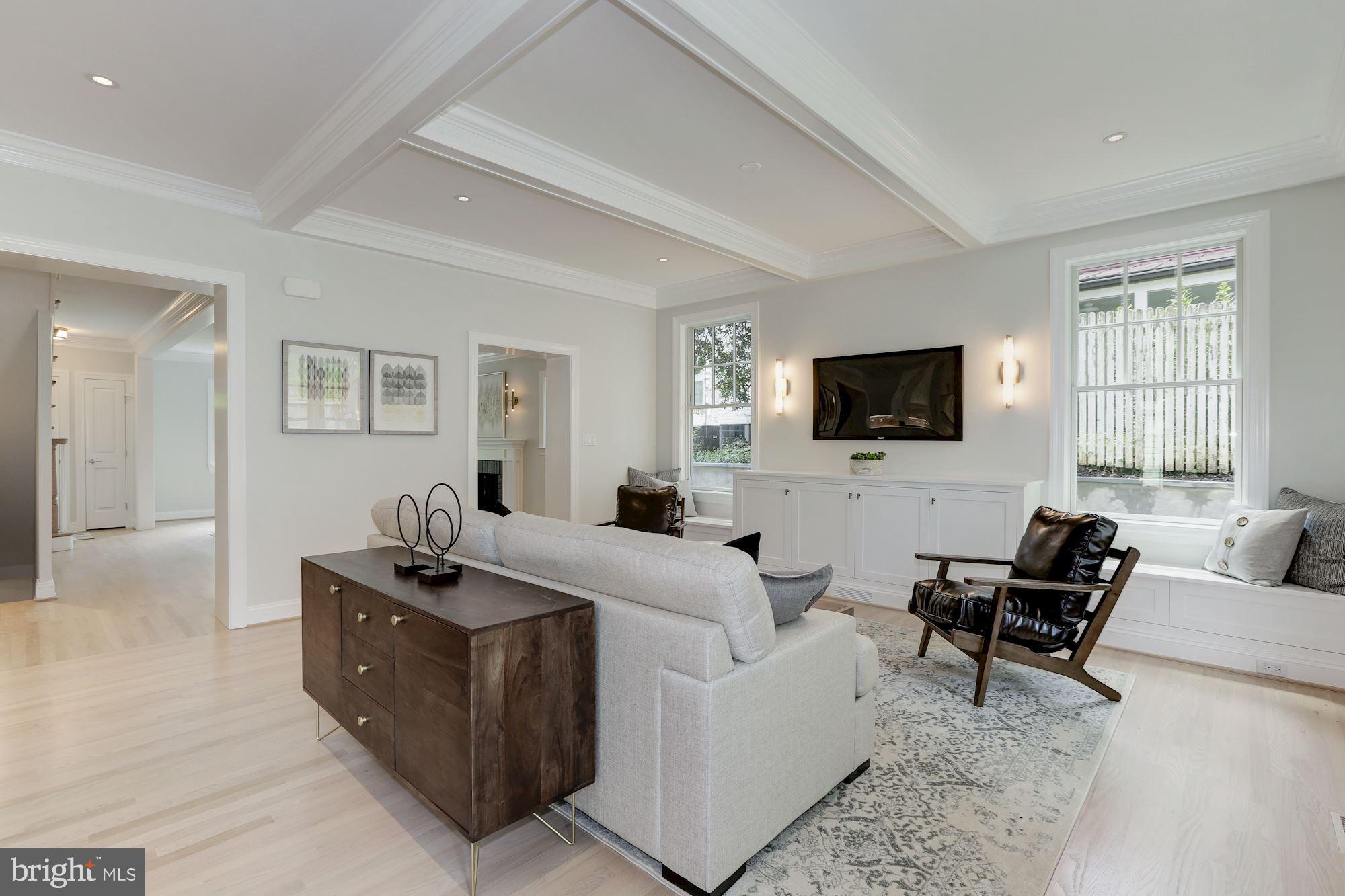 ROLLINGWOOD - Residential