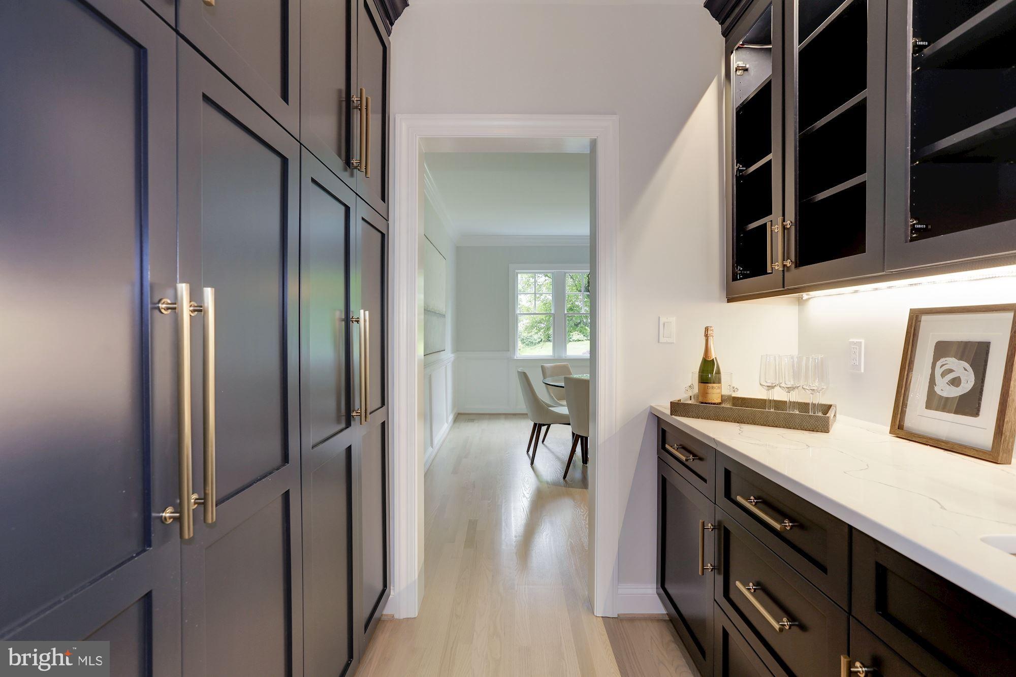 ROLLINGWOOD - Residential