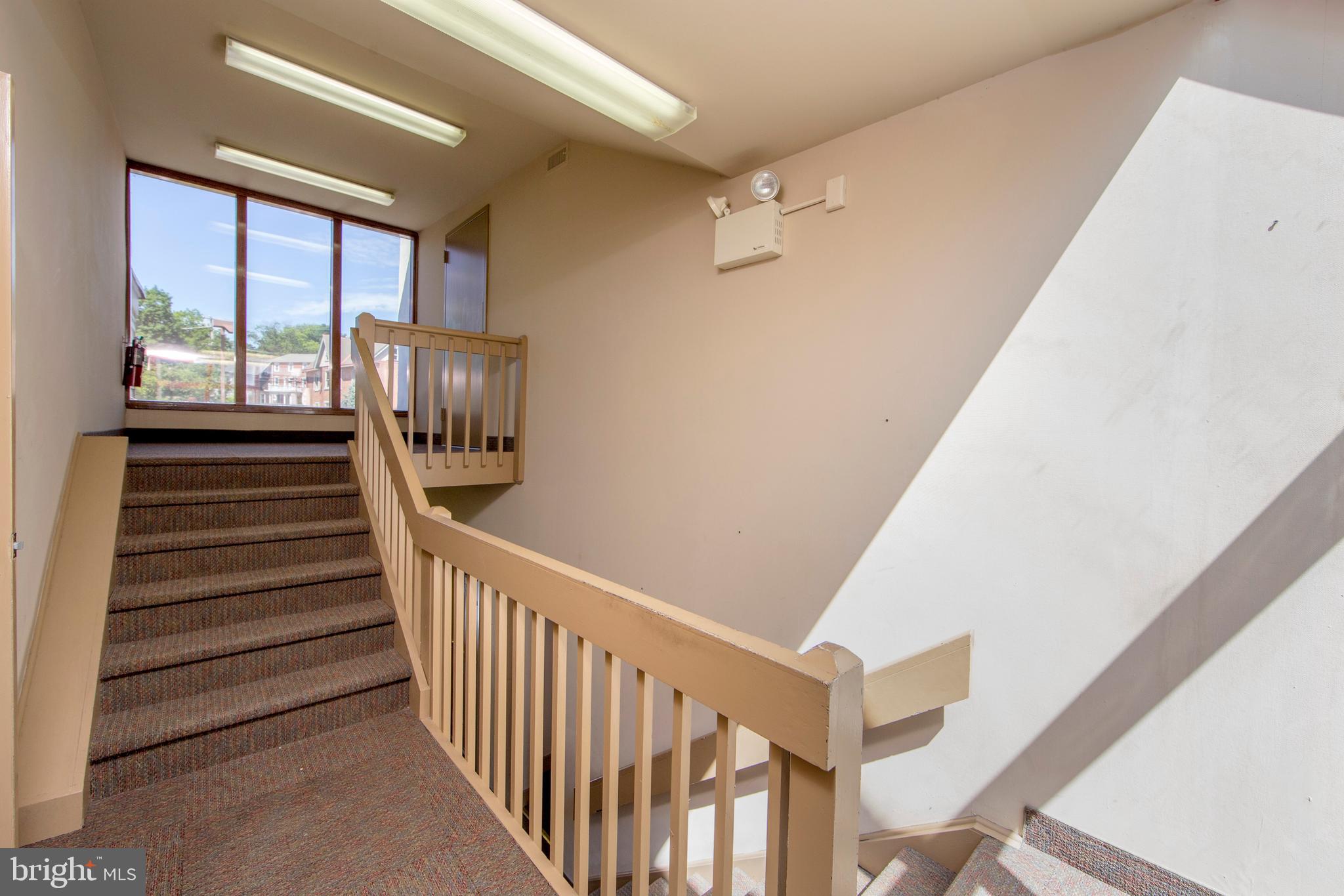 DOYLESTOWN - Commercial Lease