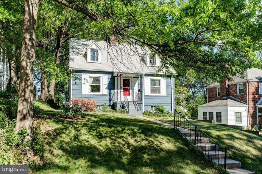 The 5 minute walk to Metro might draw you to this home, but the welcoming feeling you get when you walk inside will win you over. Completely updated kitchen & a BBQ-friendly deck & back yard. For the gardener, there are raised beds, & when you're ready, you and your friends can gather around the chiminea for an relaxing evening. Lots of updates and upgrades.