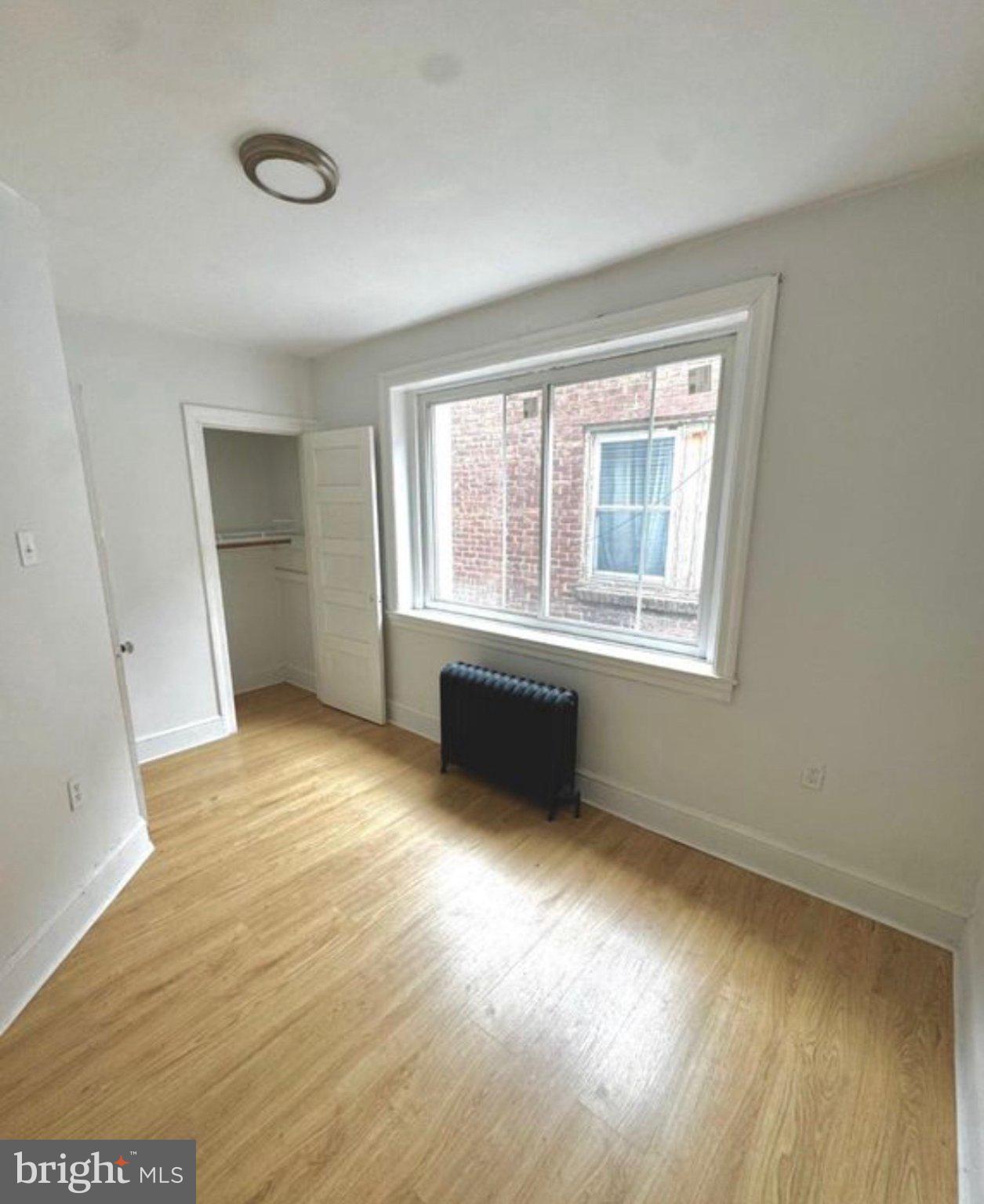 FRANKFORD - Residential Income