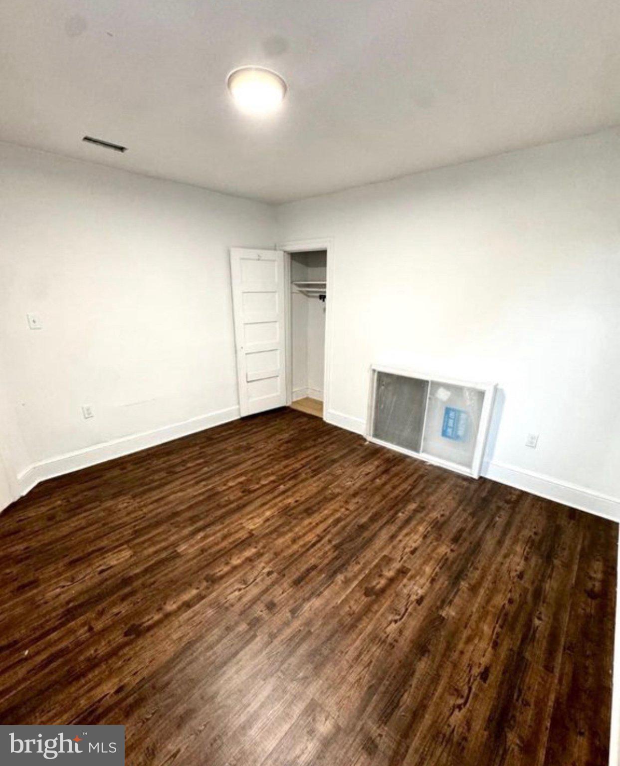 FRANKFORD - Residential Income