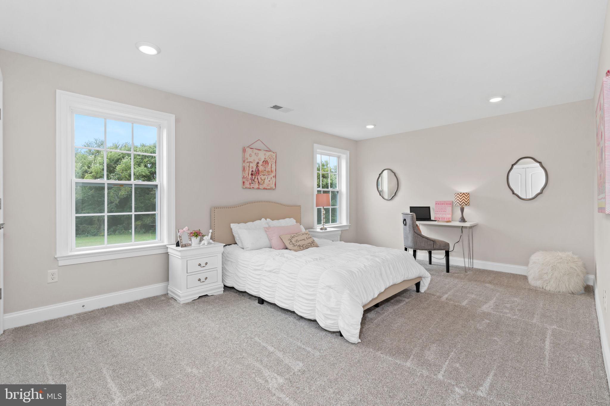 MOUNT FRIENDSHIP - Residential