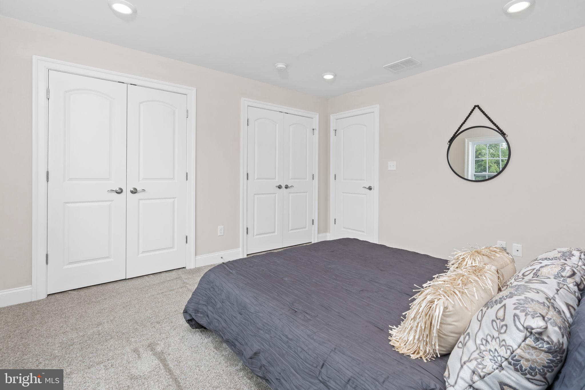 MOUNT FRIENDSHIP - Residential