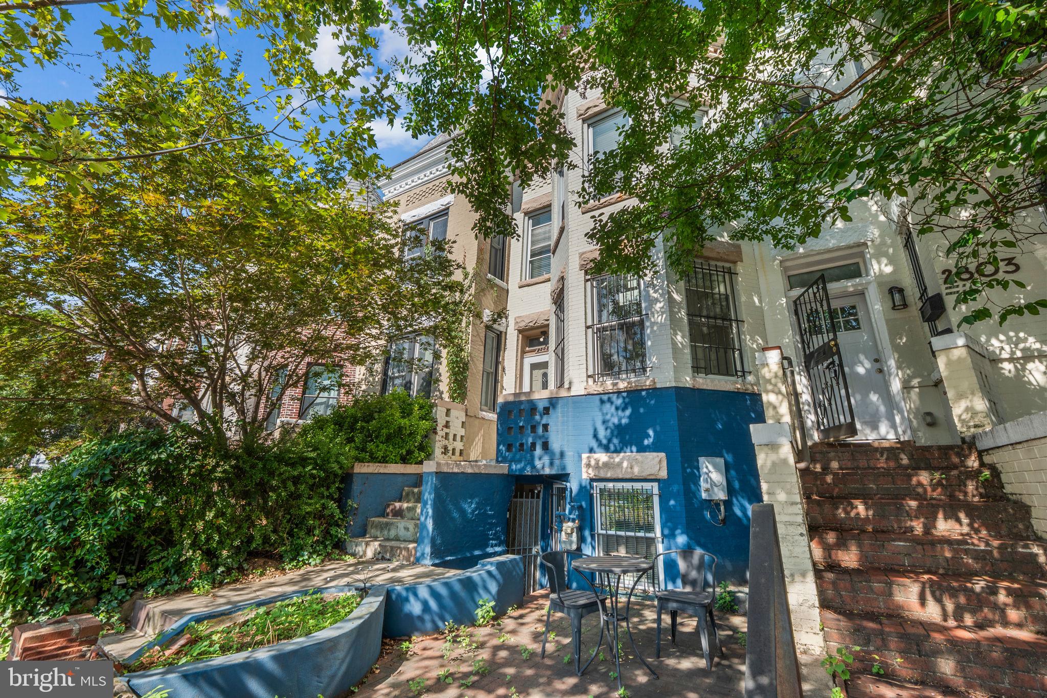 2805 11TH STREET NW