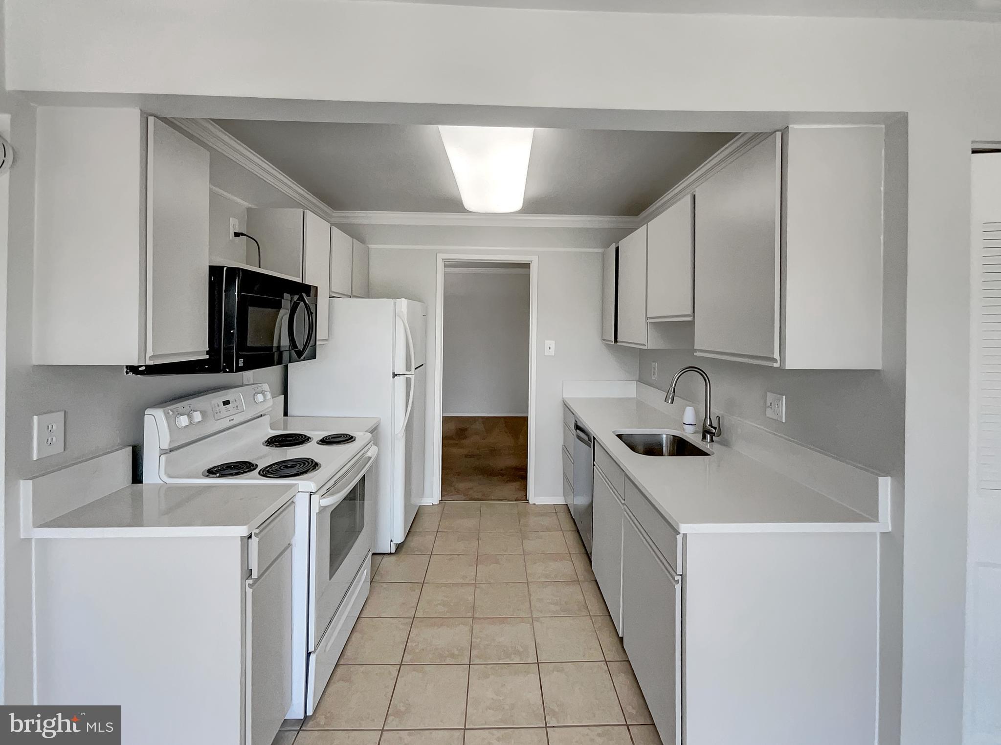 JEFFERSON MEWS - Residential