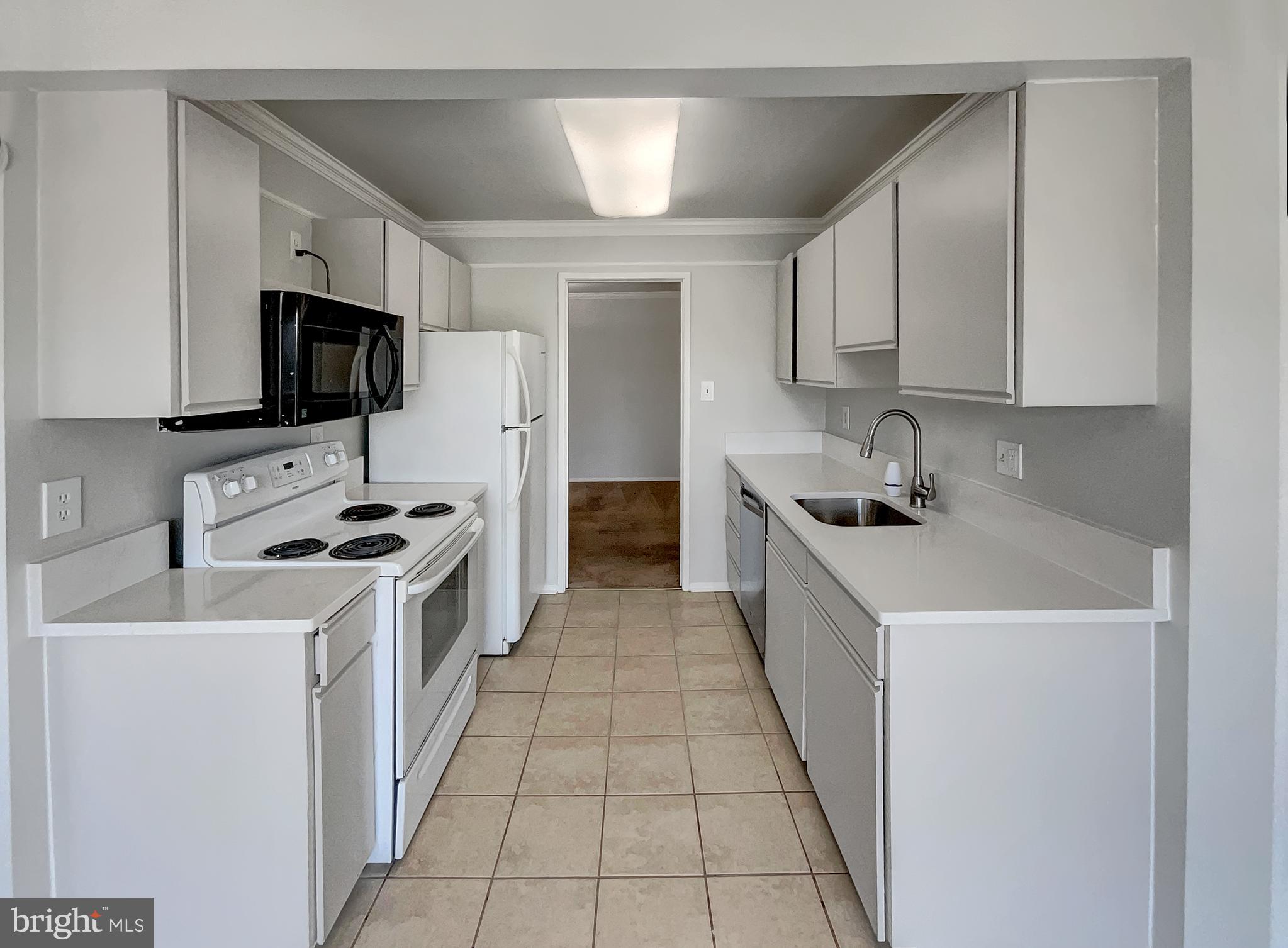 JEFFERSON MEWS - Residential