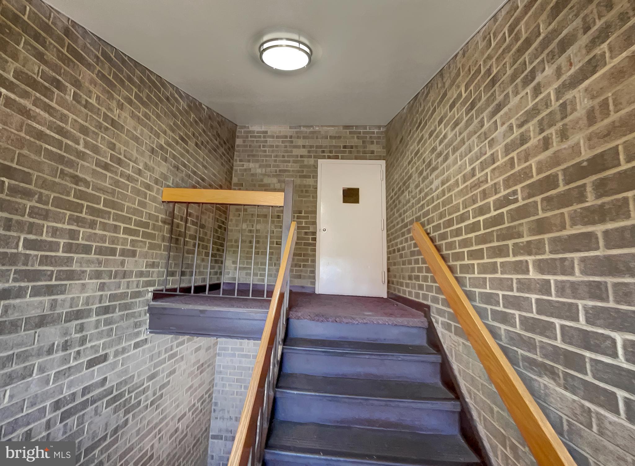 JEFFERSON MEWS - Residential