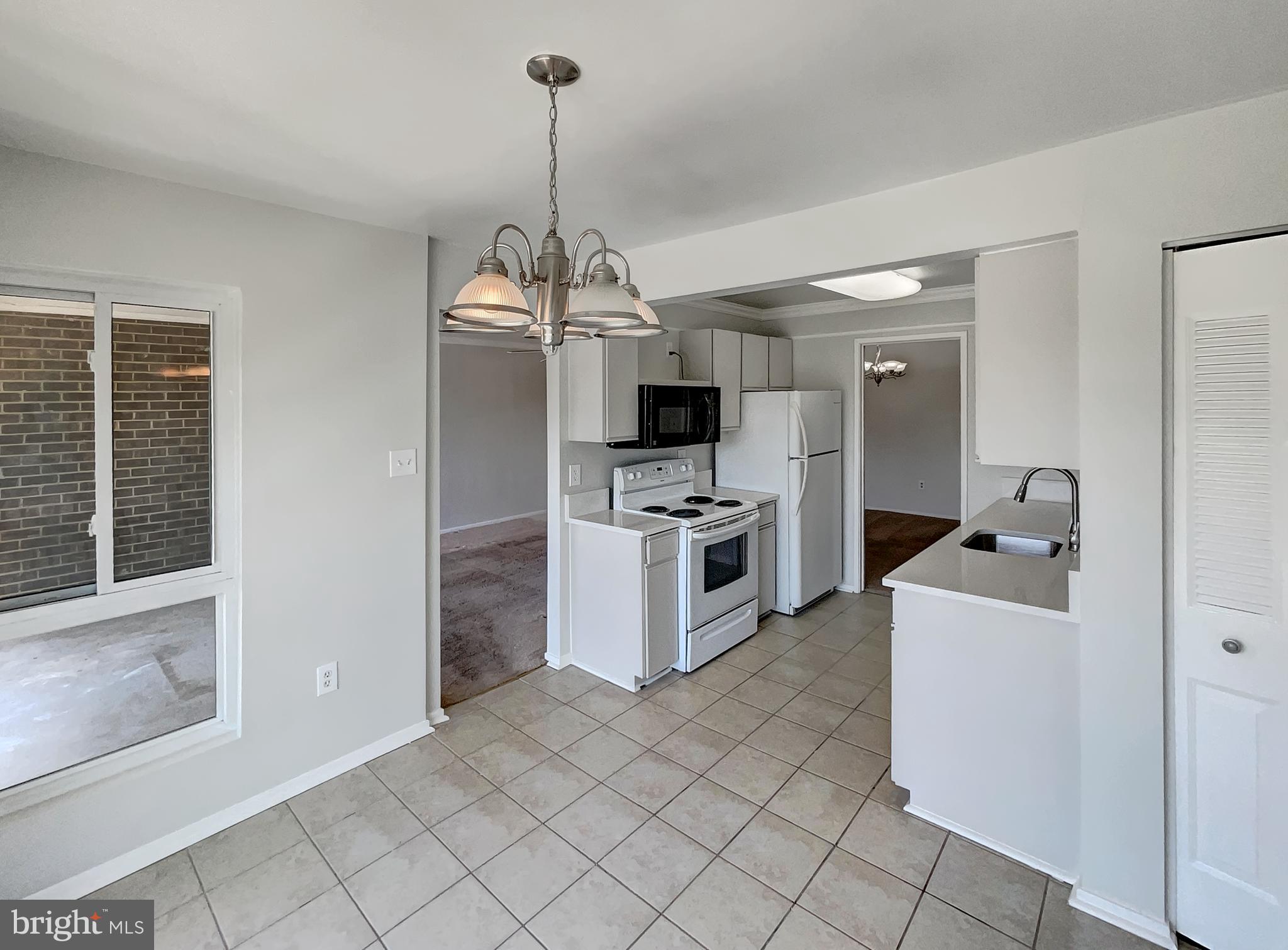 JEFFERSON MEWS - Residential