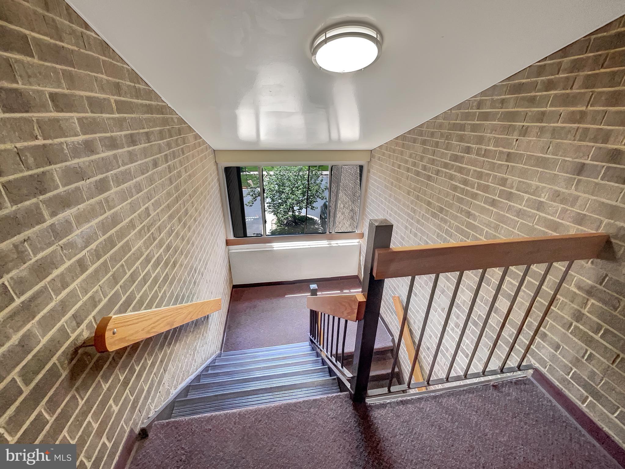 JEFFERSON MEWS - Residential