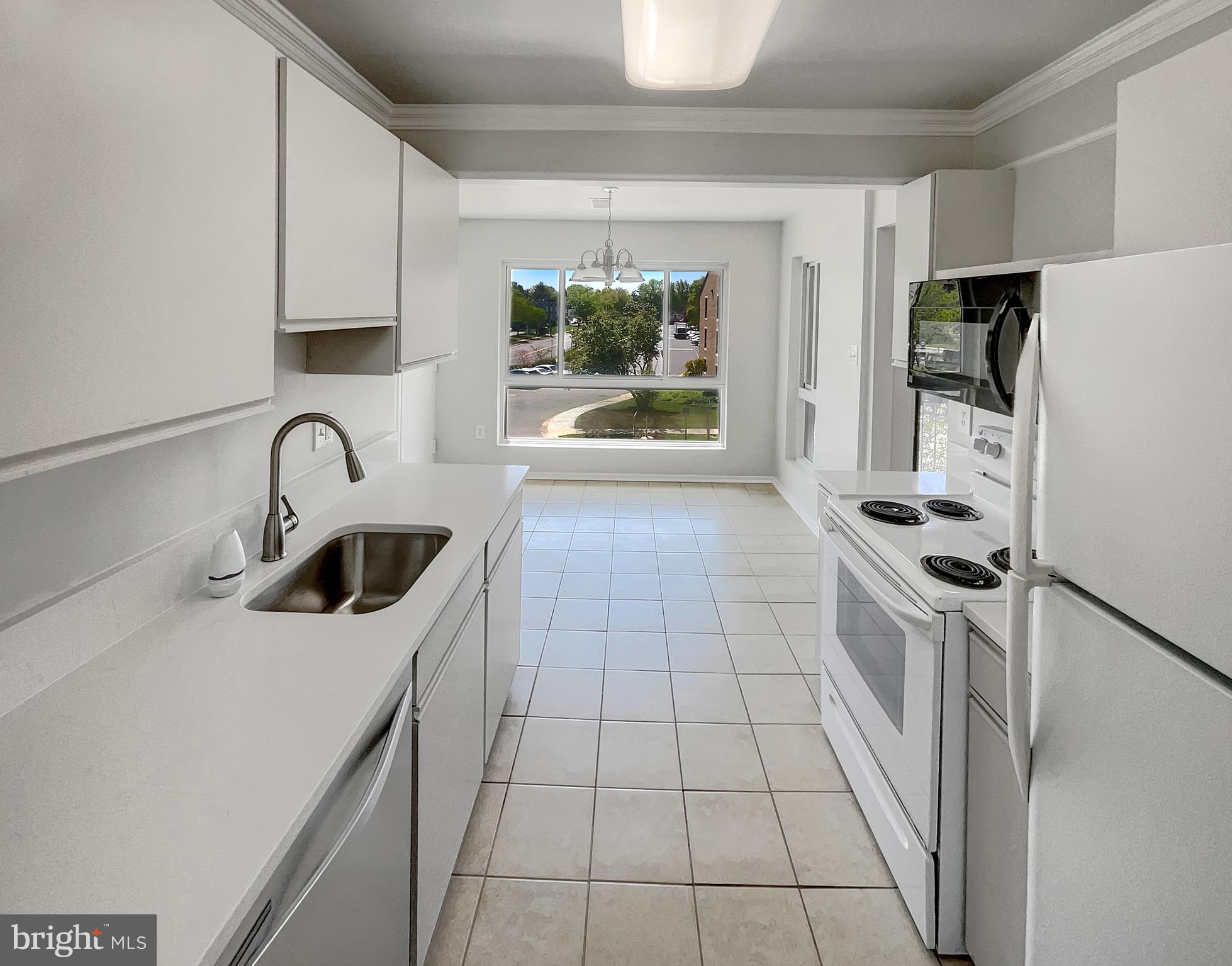 JEFFERSON MEWS - Residential