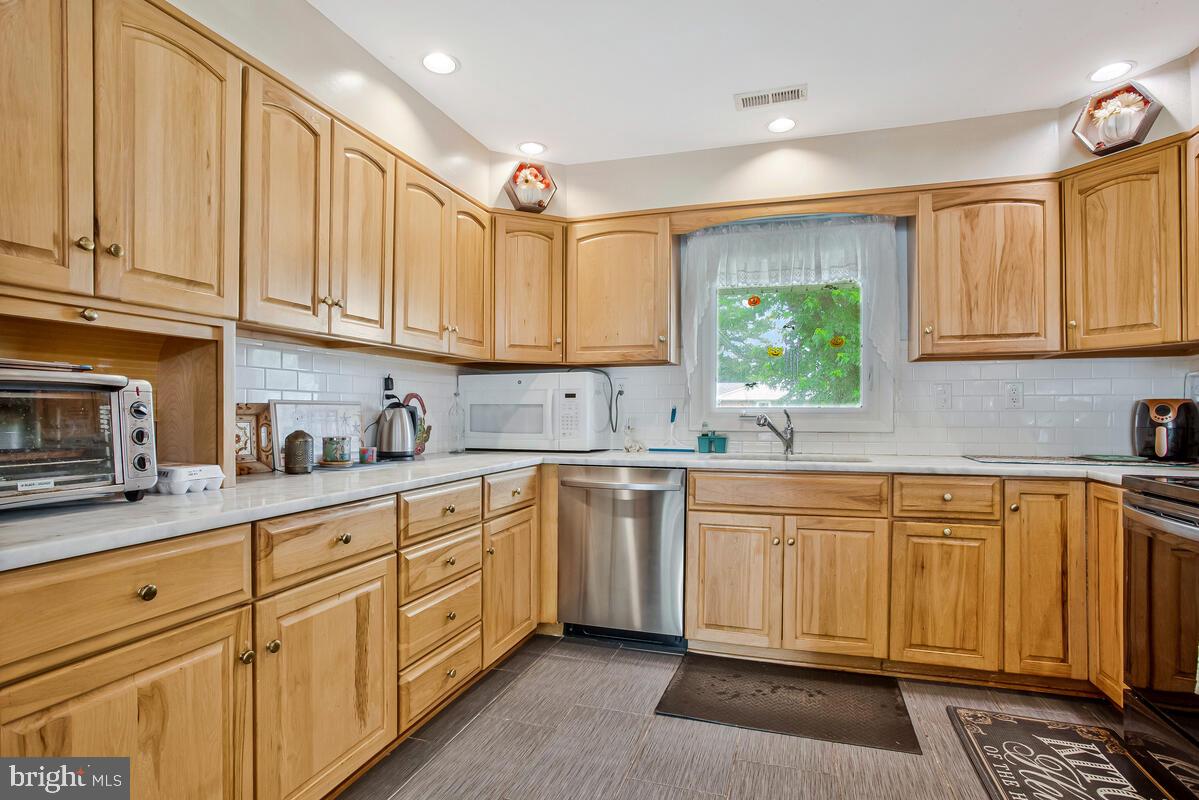 CHAPEL FORGE AT BELAIR - Residential