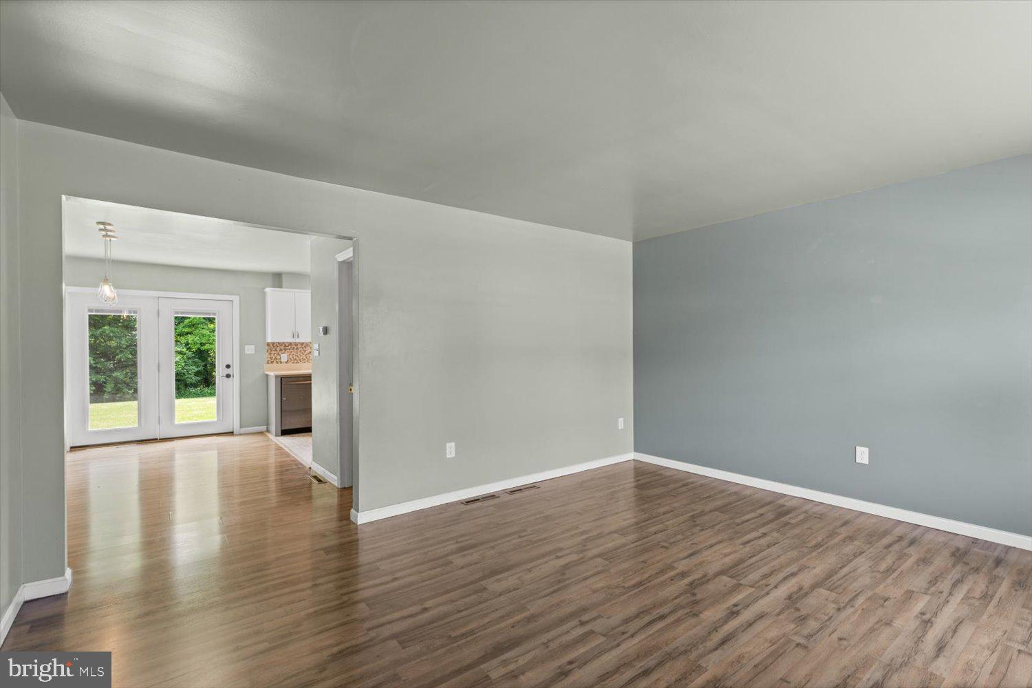 EASTWOOD MEADOWS - Residential