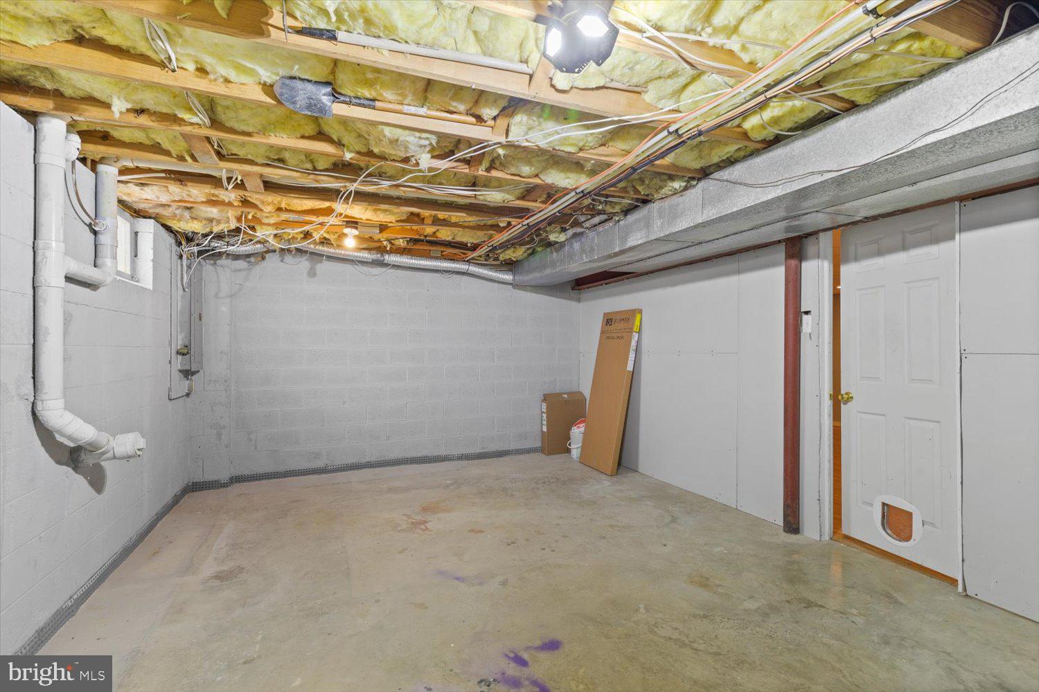 EASTWOOD MEADOWS - Residential