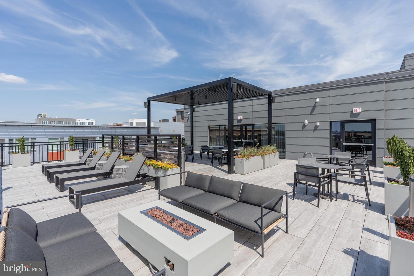 POTOMAC YARD - Residential