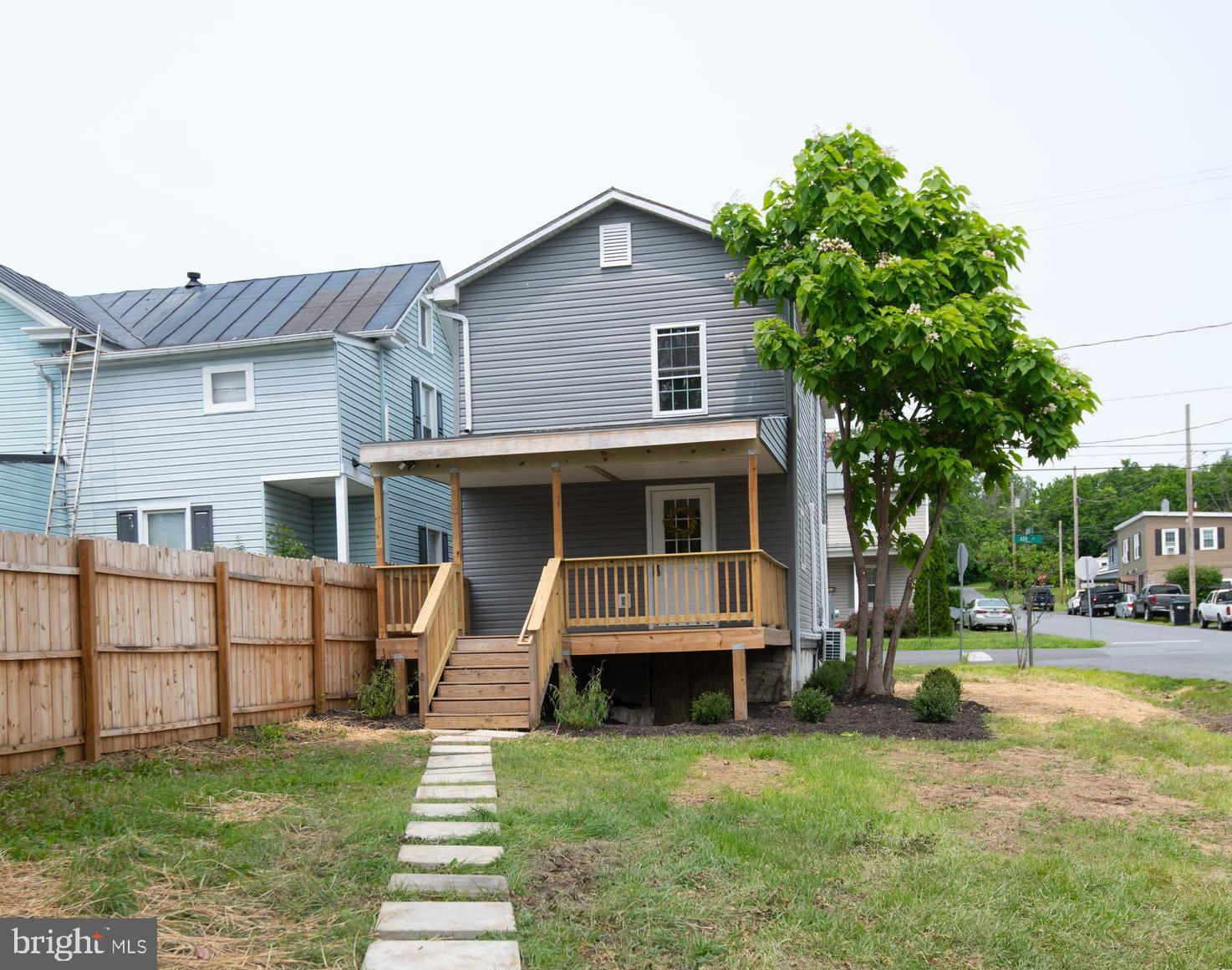 507 ASH STREET