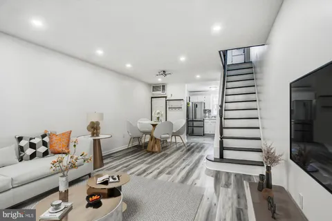 2533 S Mildred Street, Philadelphia, PA MLS: PAPH2427066