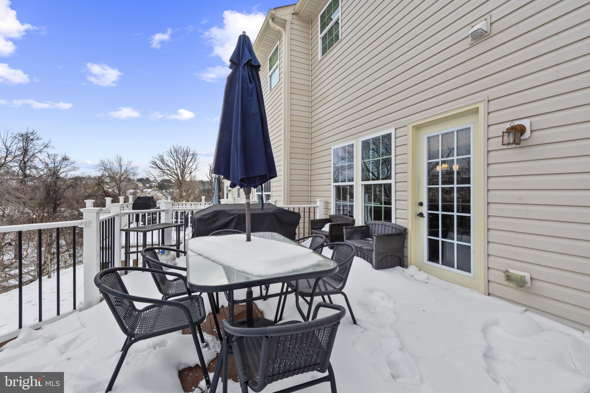 MONMOUTH MEADOWS - Residential