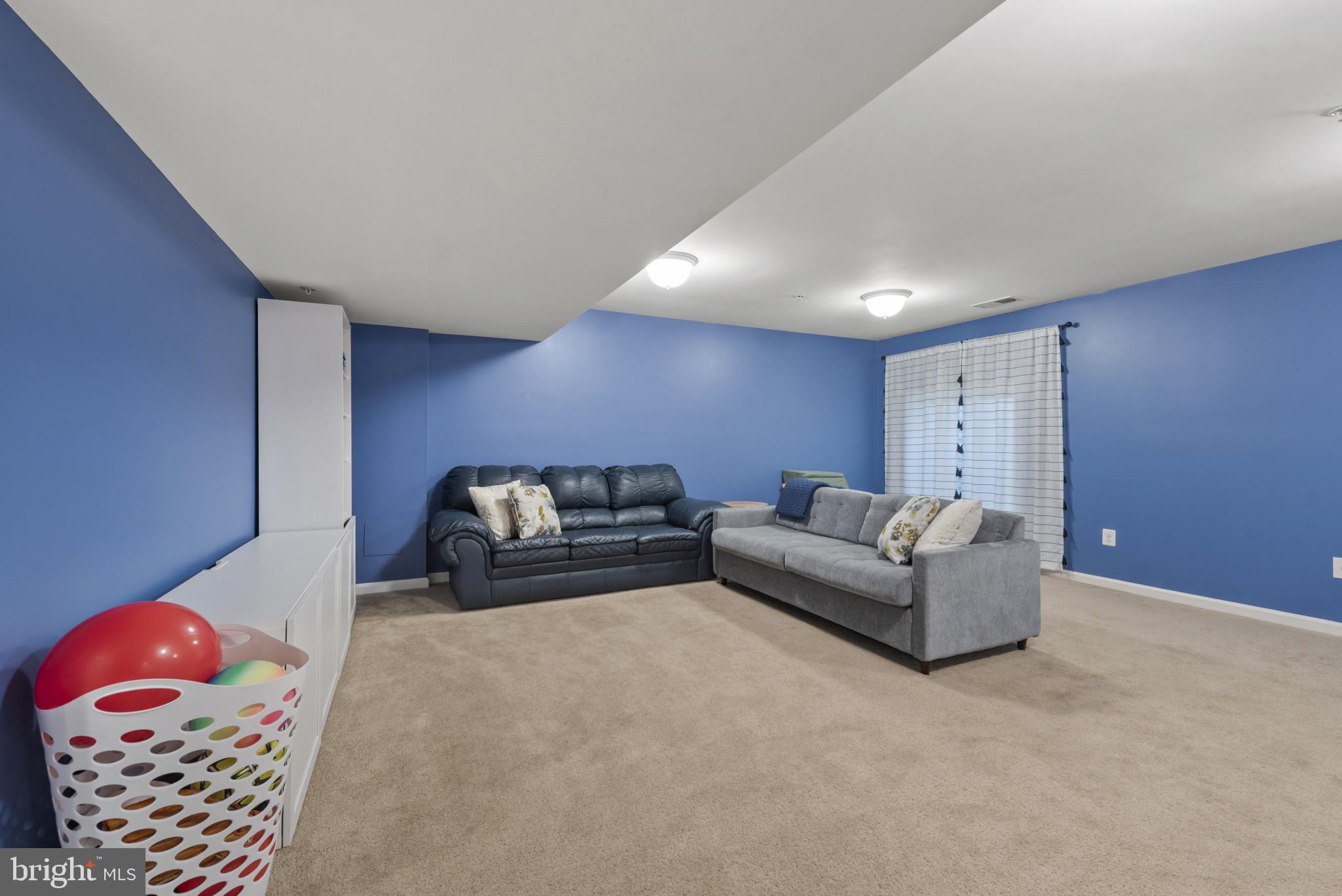 MONMOUTH MEADOWS - Residential