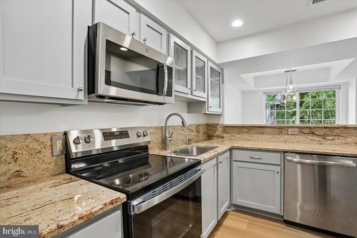 10827 HAMPTON MILL TERRACE 360