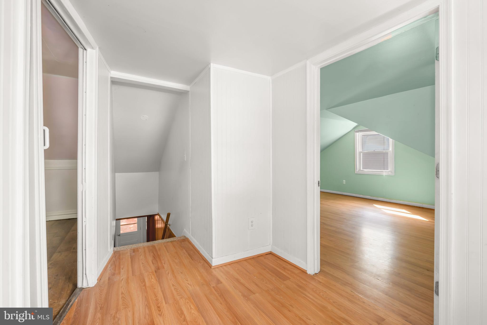 CHESTER RIVER BEACH - Residential