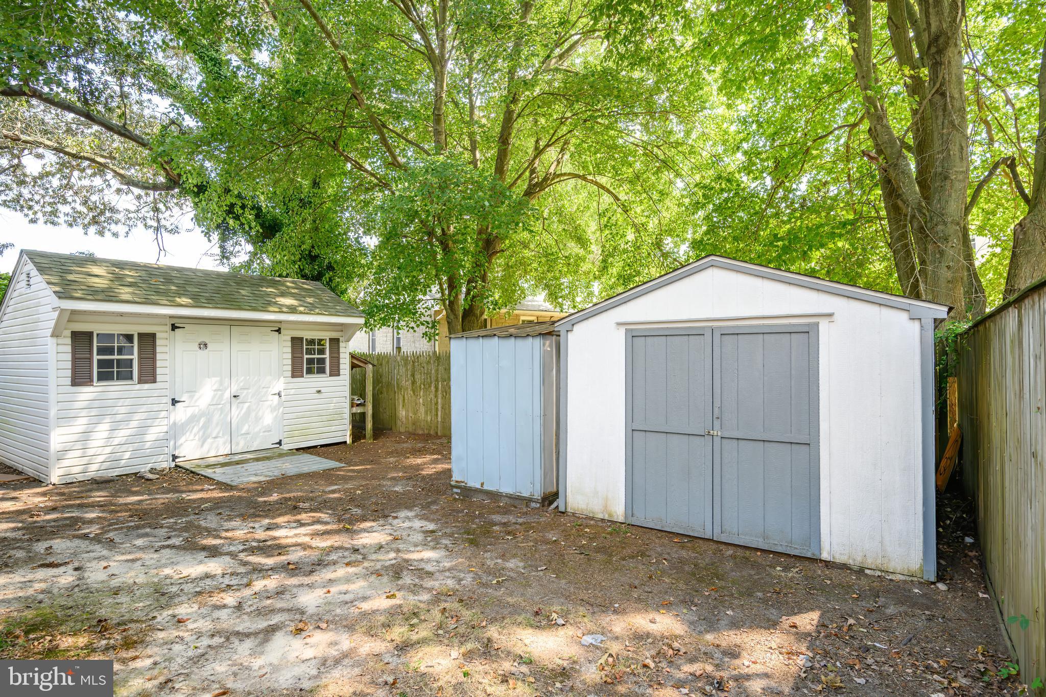 CHESTER RIVER BEACH - Residential