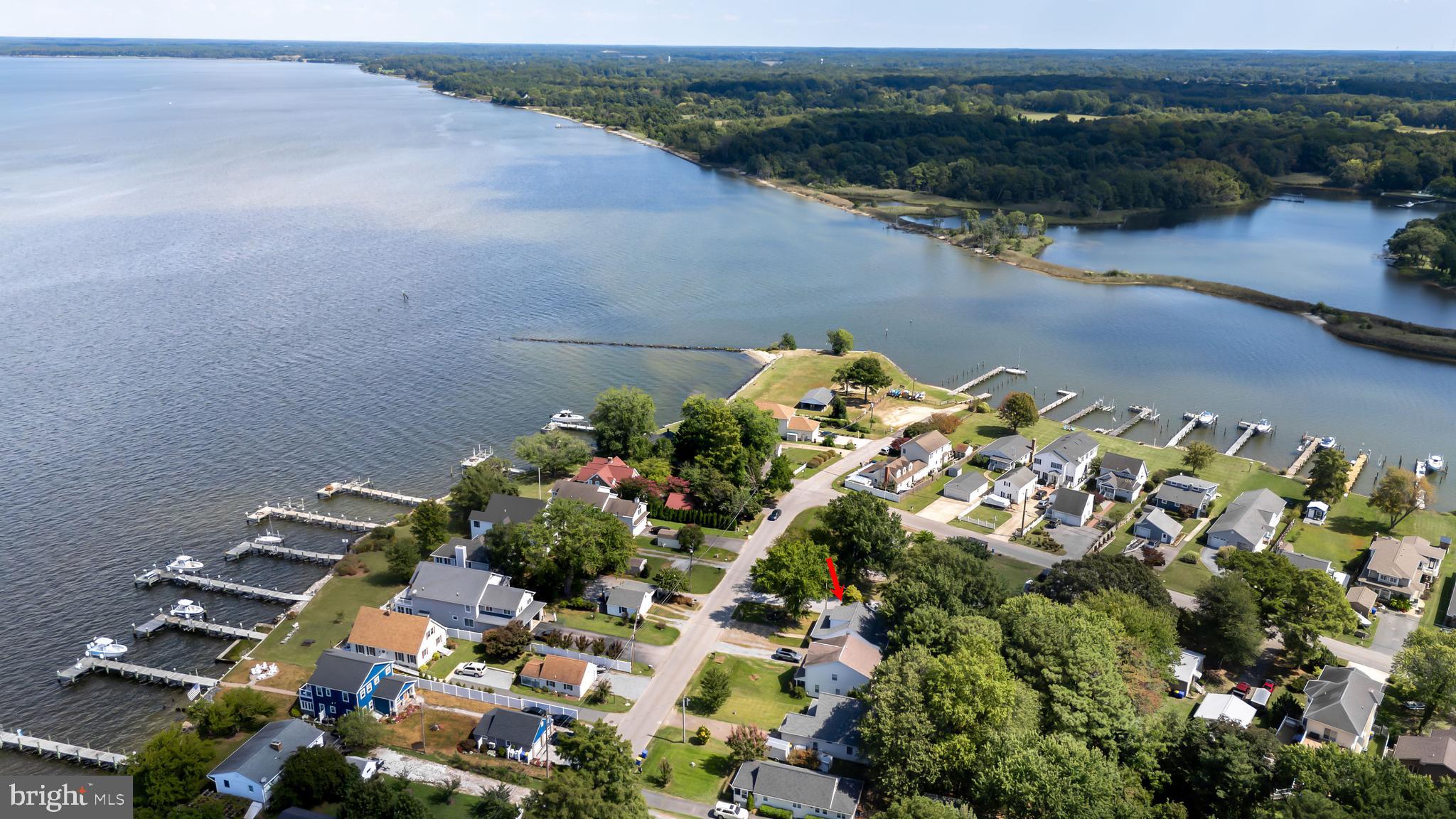 805 CHESTER RIVER DRIVE
