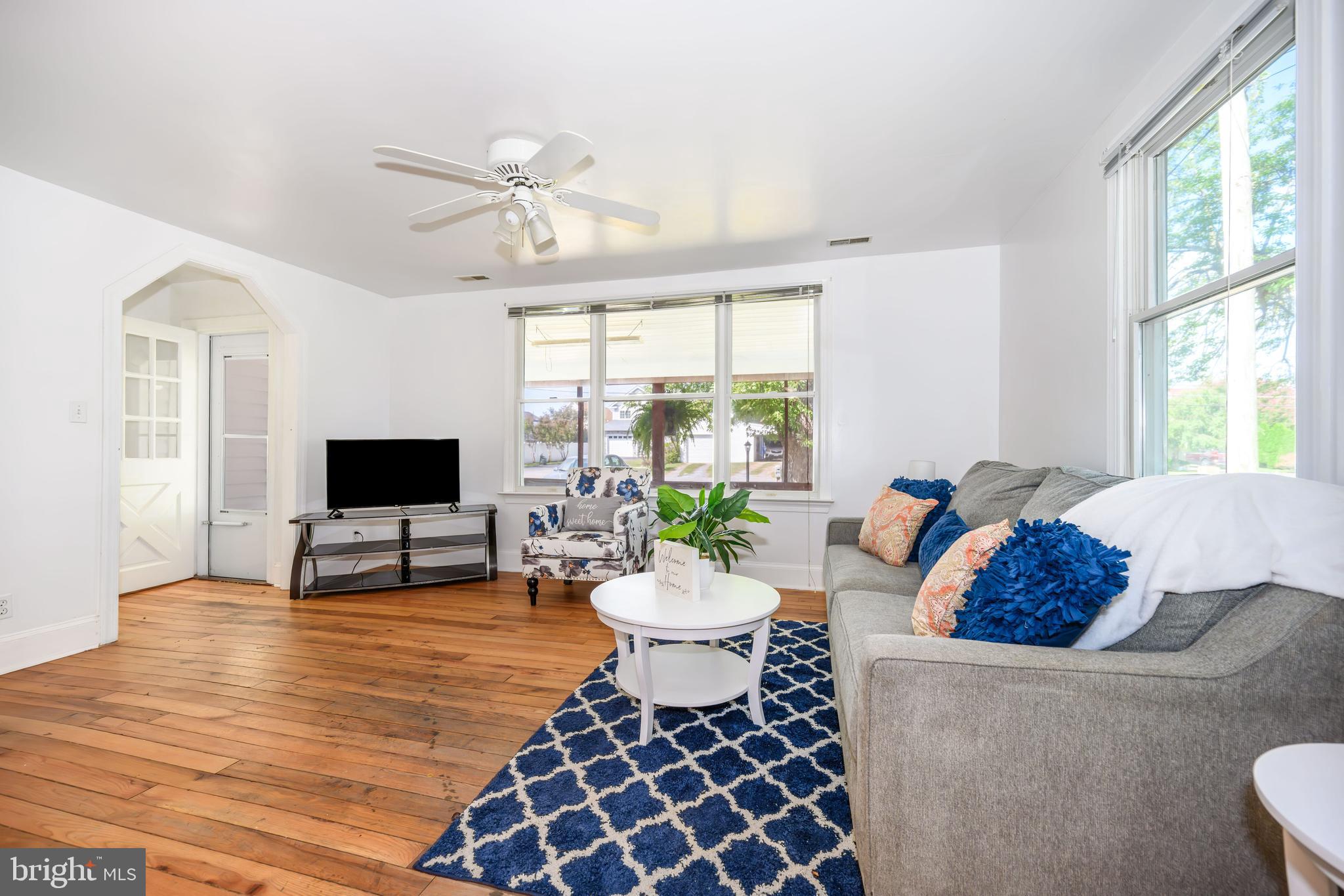 CHESTER RIVER BEACH - Residential