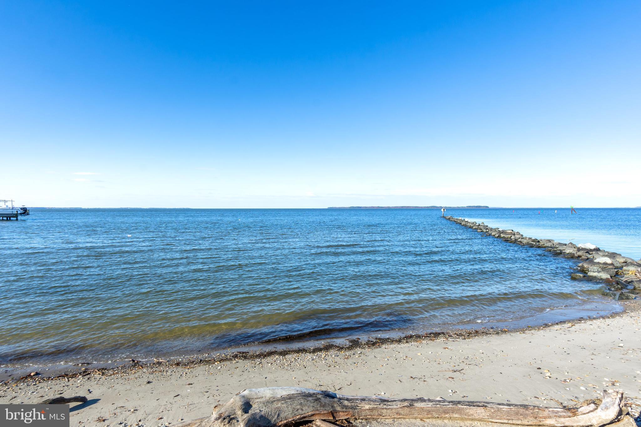 CHESTER RIVER BEACH - Residential