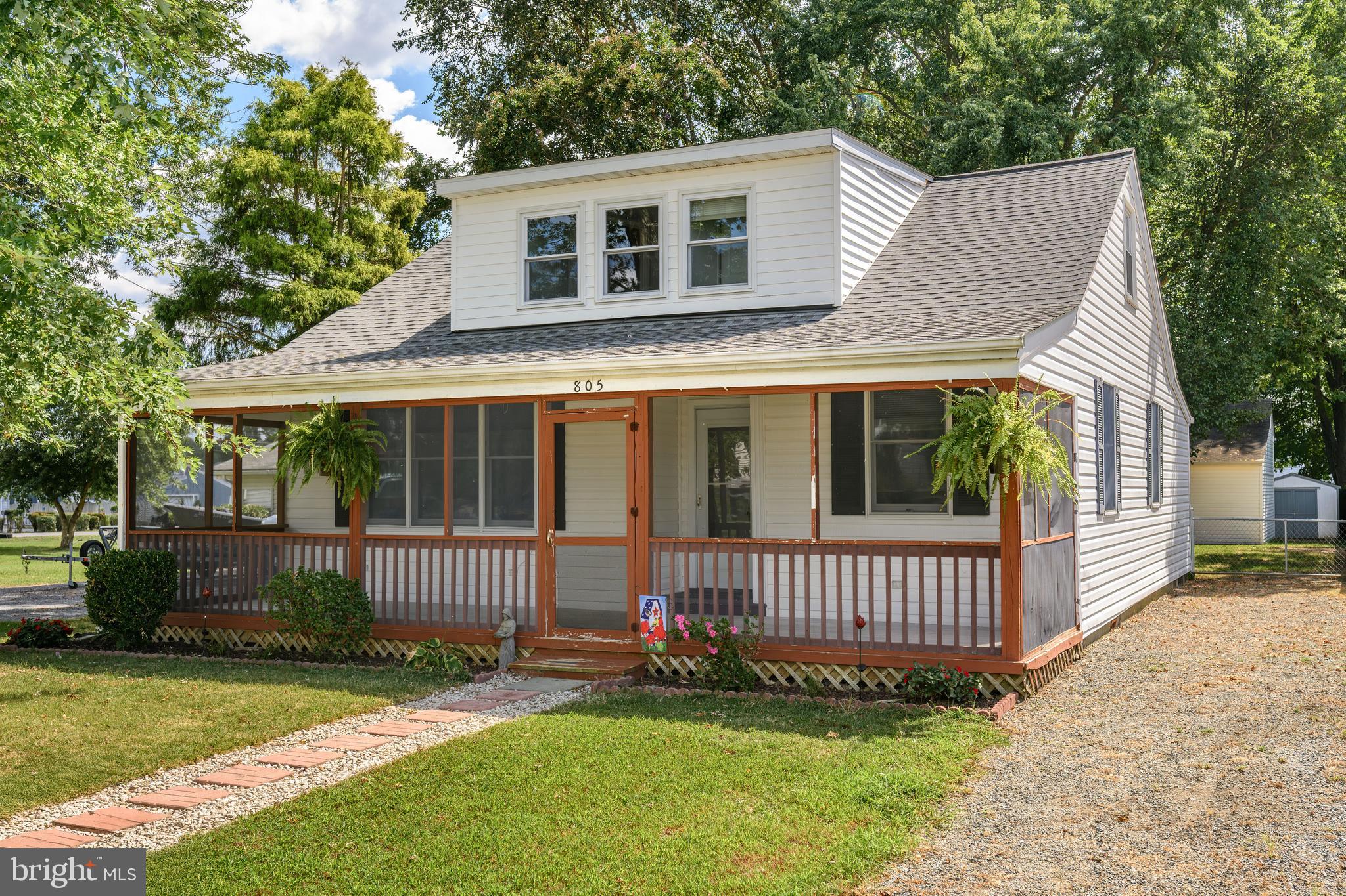 CHESTER RIVER BEACH - Residential