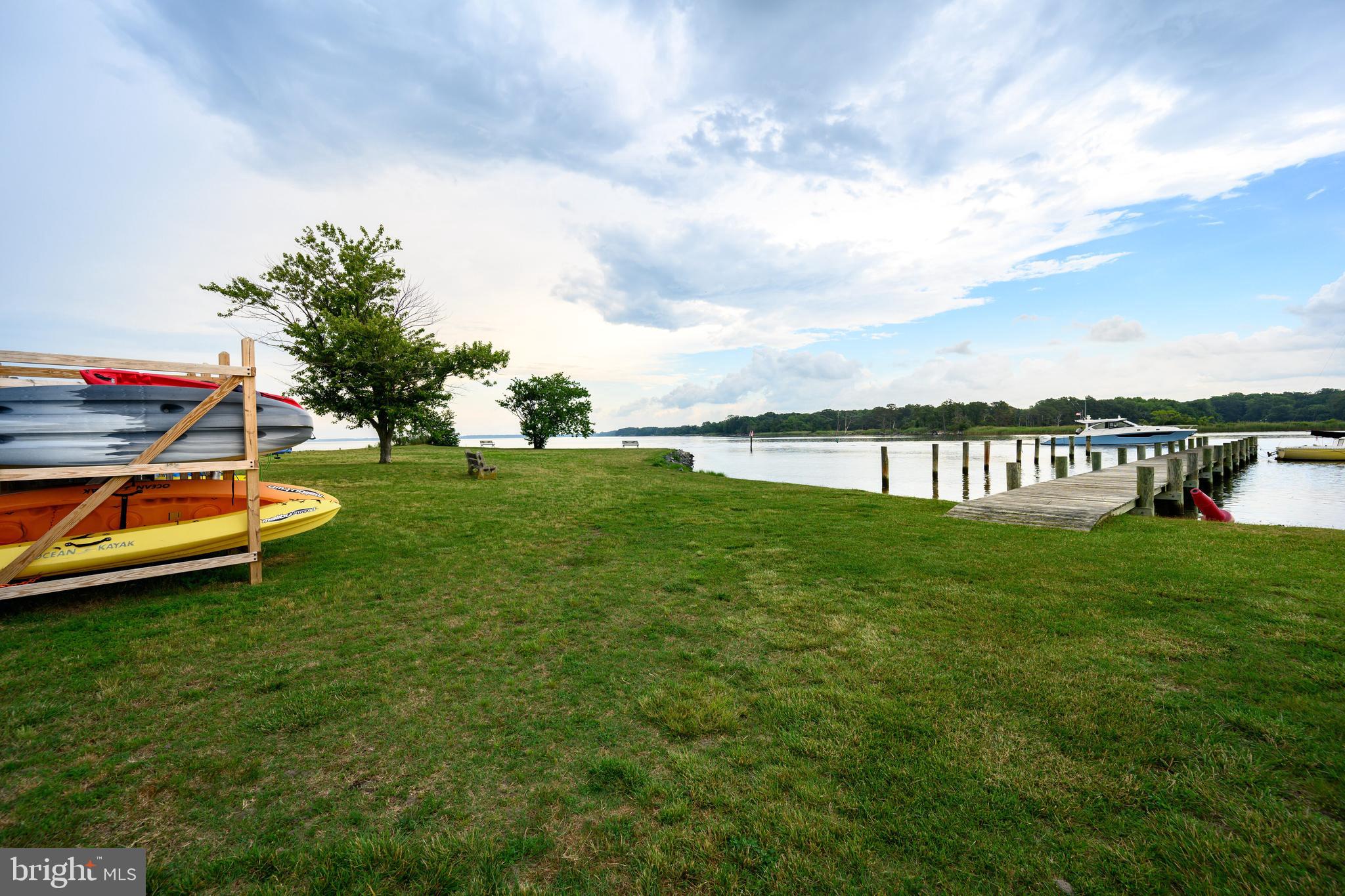 CHESTER RIVER BEACH - Residential