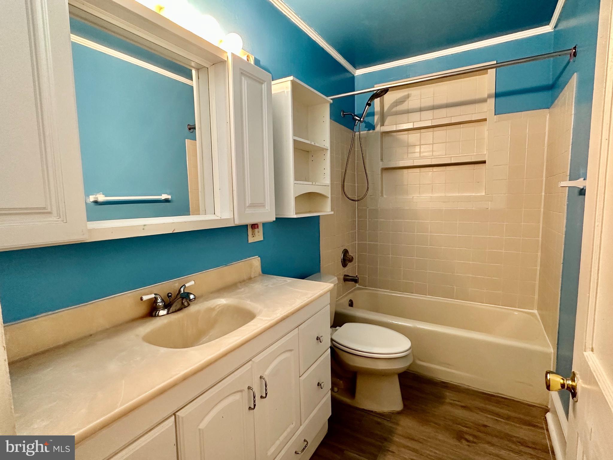 CHESTER RIVER BEACH - Residential