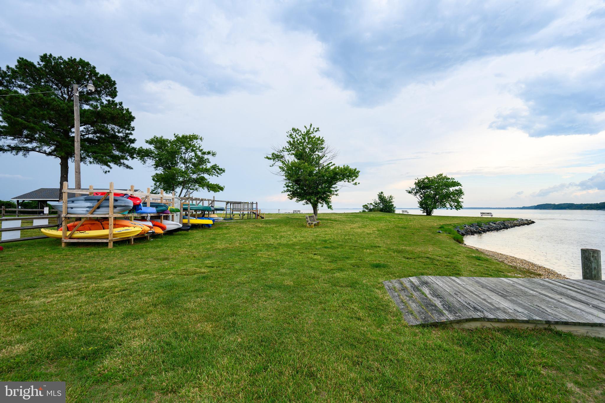 CHESTER RIVER BEACH - Residential
