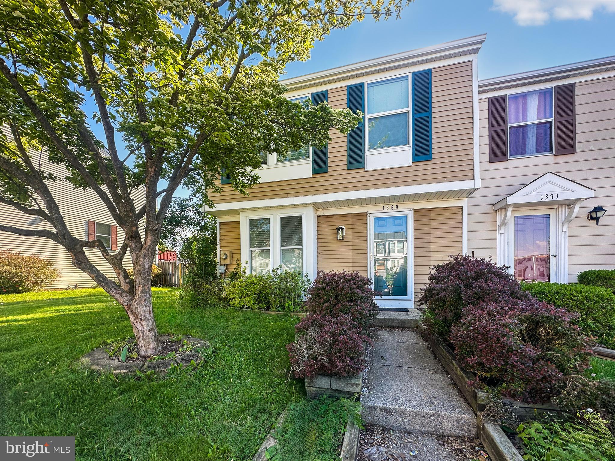 HILLCREST ORCHARDS - Residential