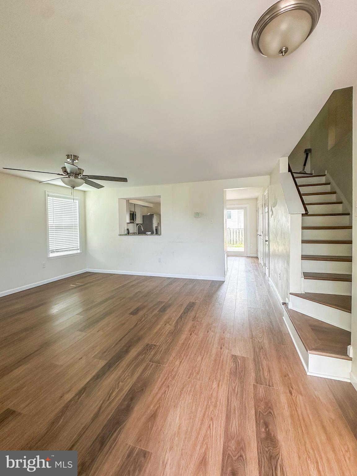 HILLCREST ORCHARDS - Residential