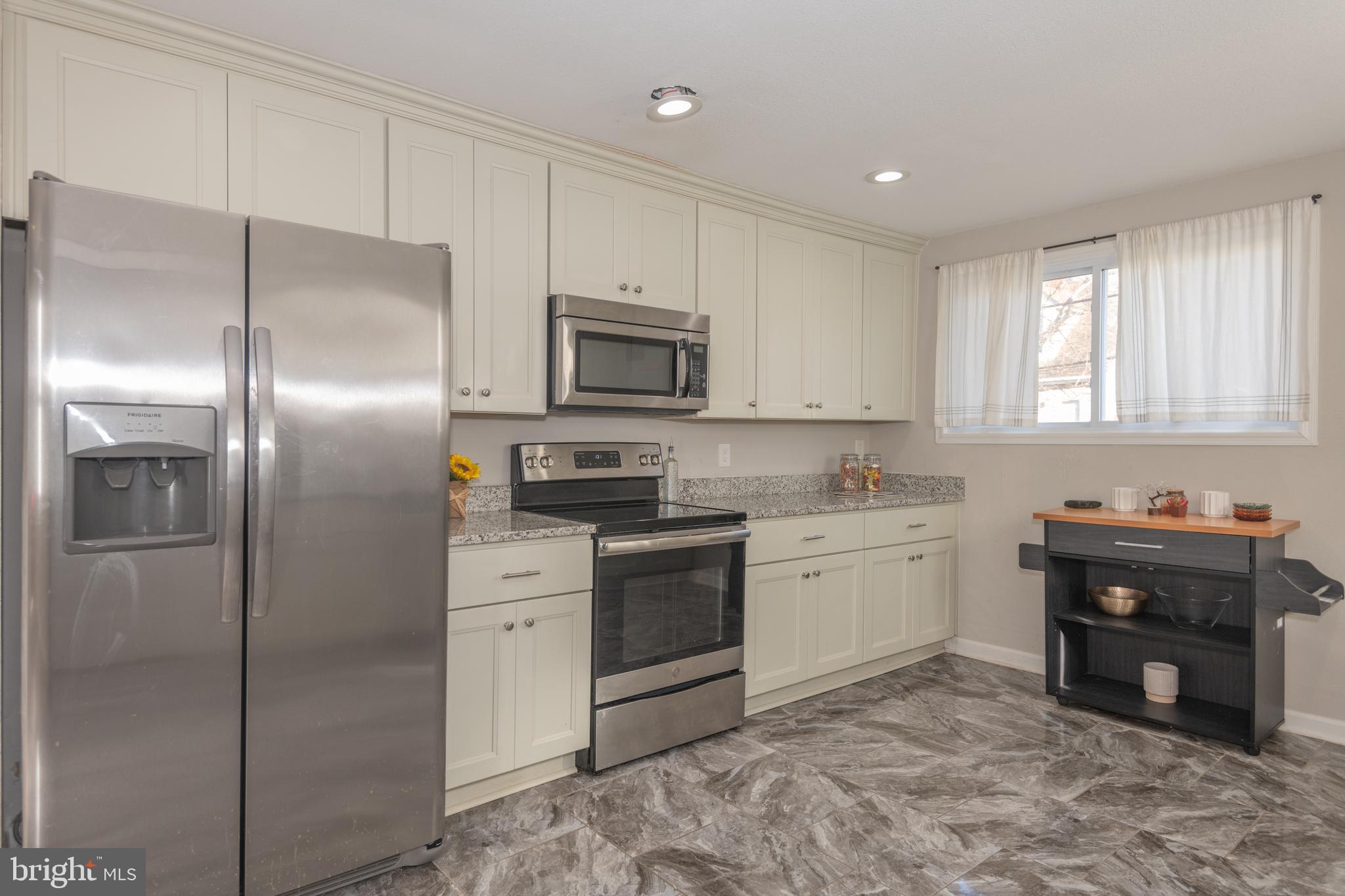 WYTHE - Residential Lease